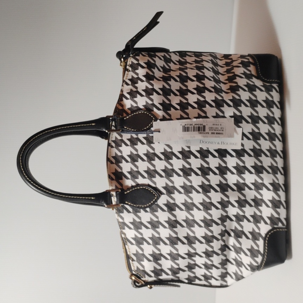 Dooney & Bourke Black and White Satchel - Picture 3 of 13